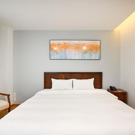 Pearl Central Hotel- Near Nguyen Hue Street Ho Şi Min Dış mekan fotoğraf